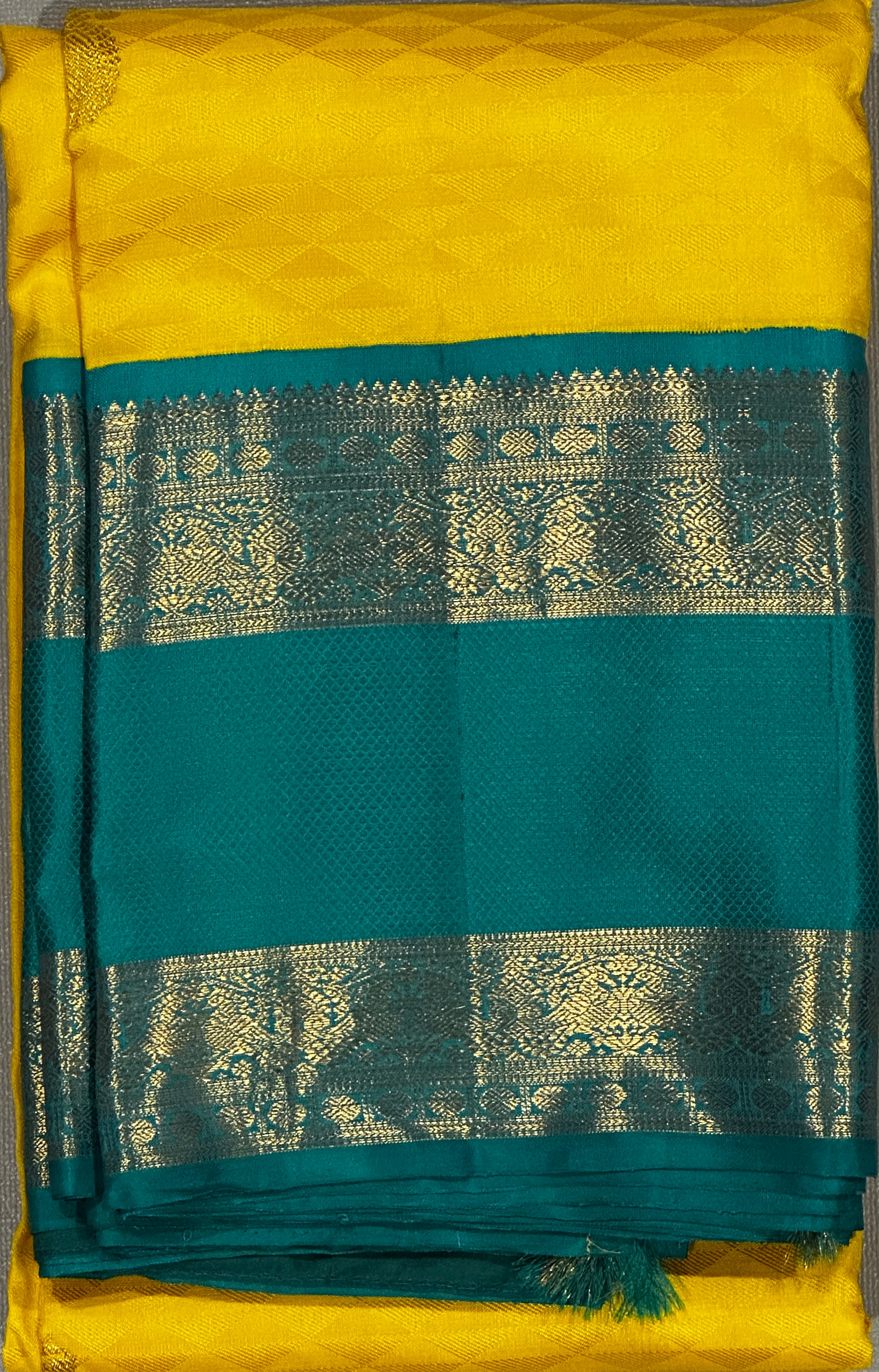 Yellow with Aqua Green Rettai Pettu Korvai