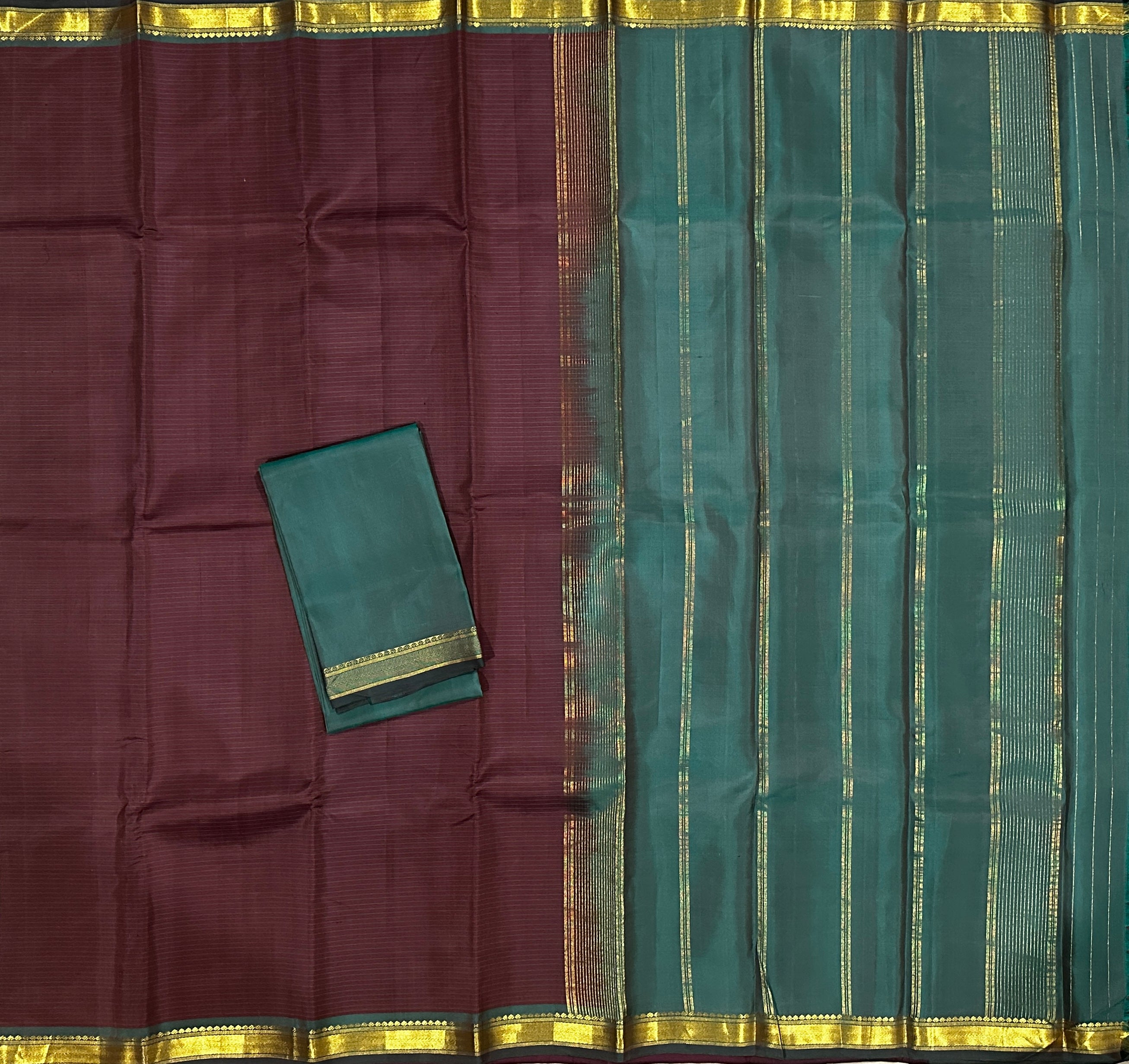 Chocolate Brown with Bottle Green border